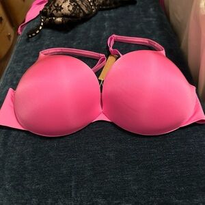 38d SKIMS ultimate push up plunge bra brand new with tags